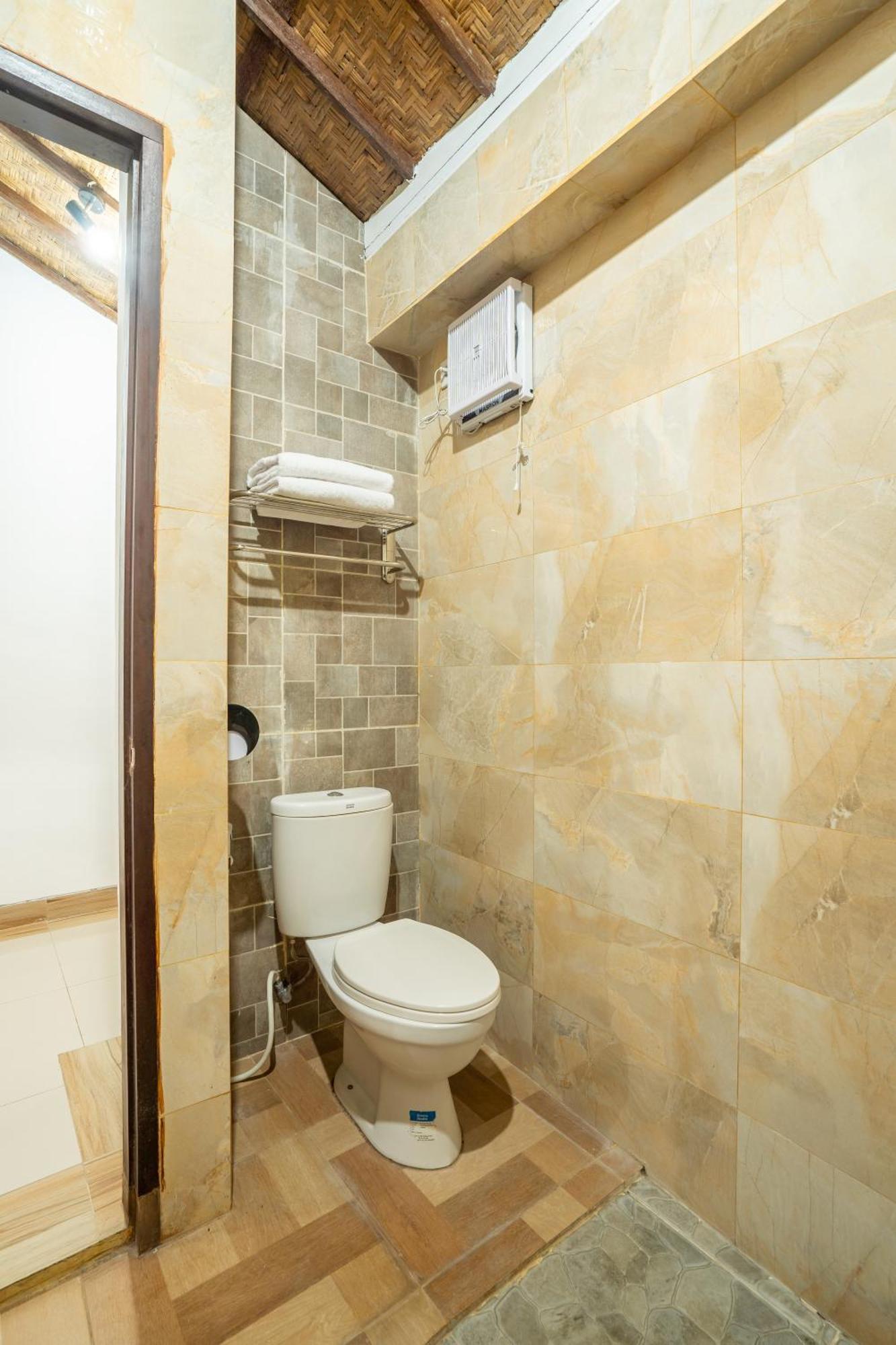 Nirmala Guest House Surf Keramas Ngoại thất bức ảnh